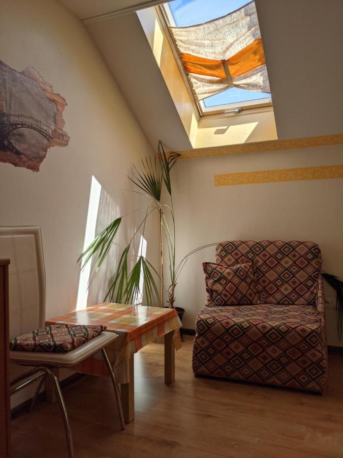 Pivnicka Pod Cachtickym Hradom Čachtice Exterior foto